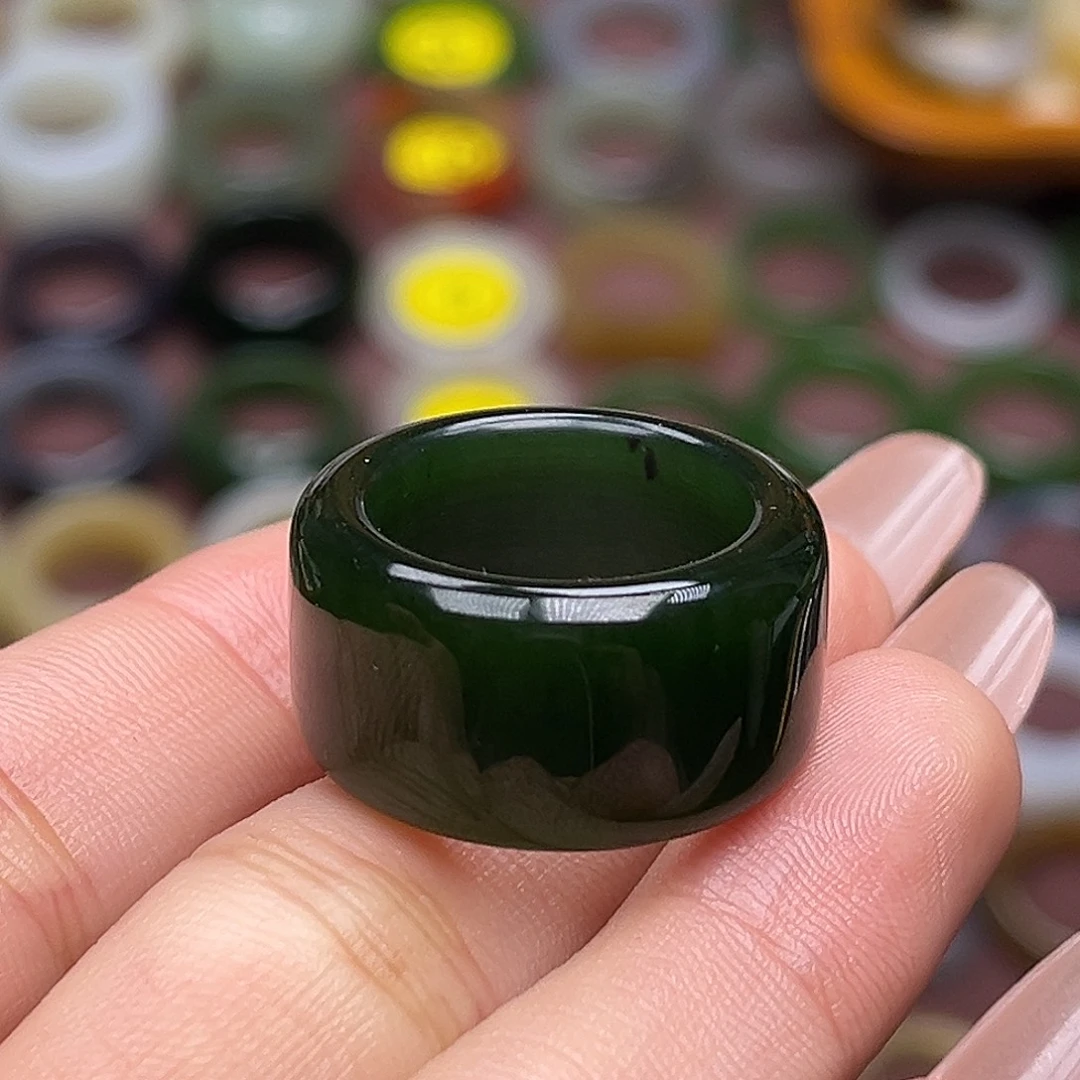 和田玉未镶嵌戒指16.9菠菜绿