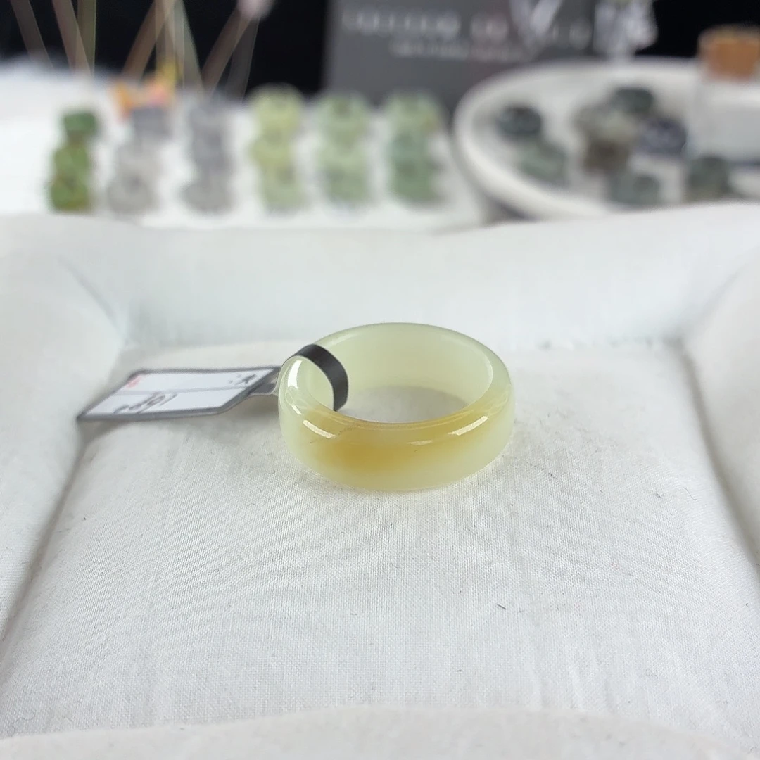 和田玉未镶嵌戒指i32一口糖圆切19.1不退换