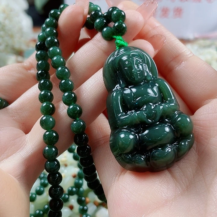 颈饰未镶嵌和田玉
