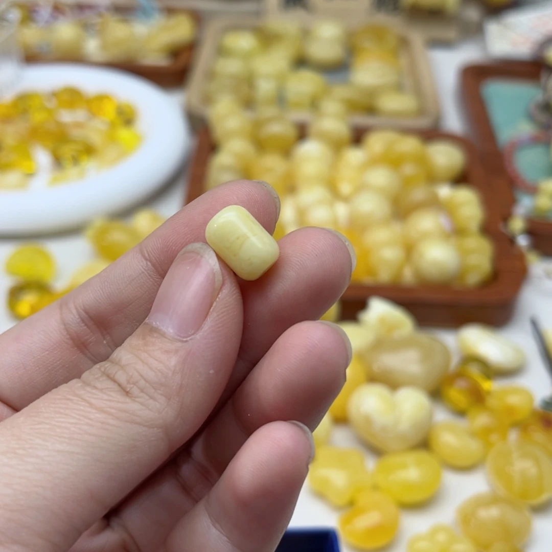 【闪购商品】未镶嵌蜜蜡裸石配饰