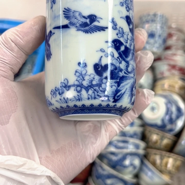 瓷片白青花喜上眉梢直筒杯可乐