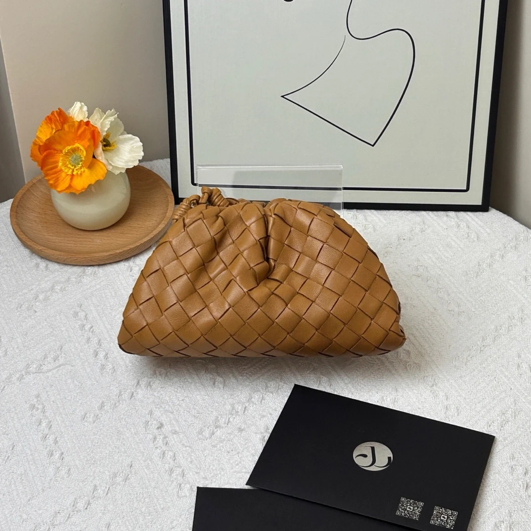 95新 BOTTEGA VENETA/葆蝶家 小云朵编制款/JW6720
