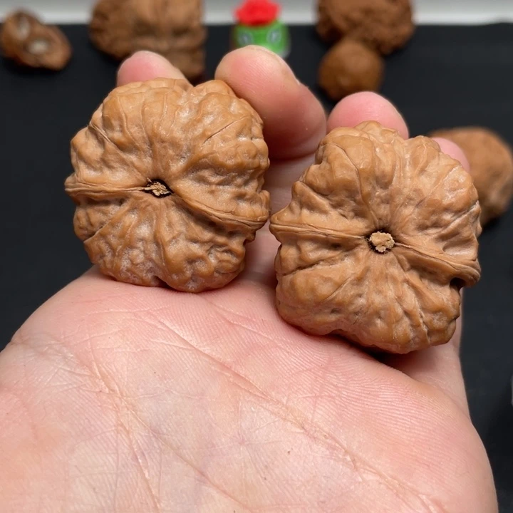 吊坠文玩核桃把玩文玩核桃蛤蟆头35尺