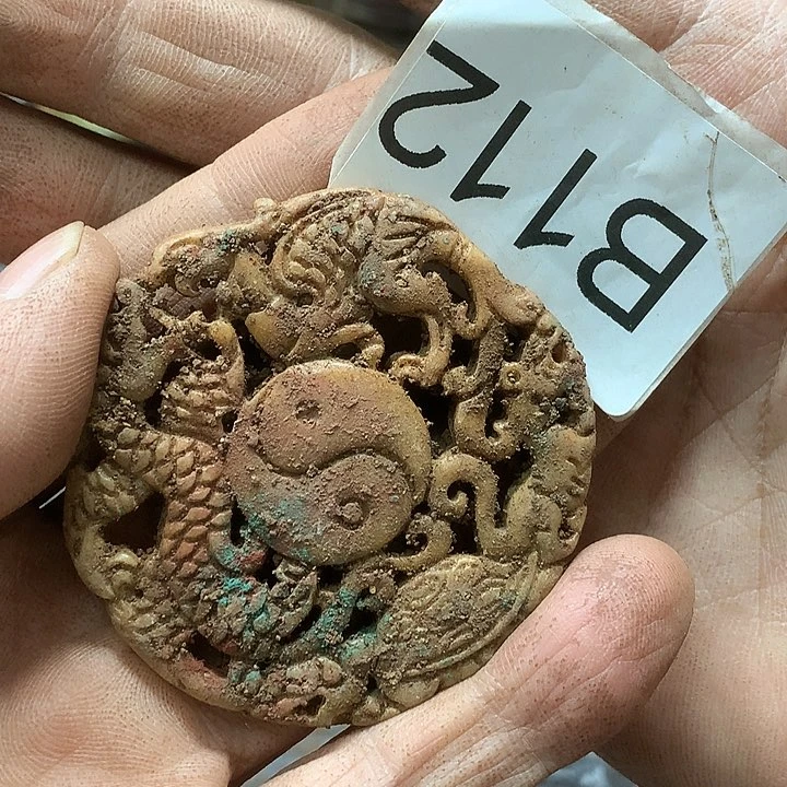 未镶嵌和田玉挂件