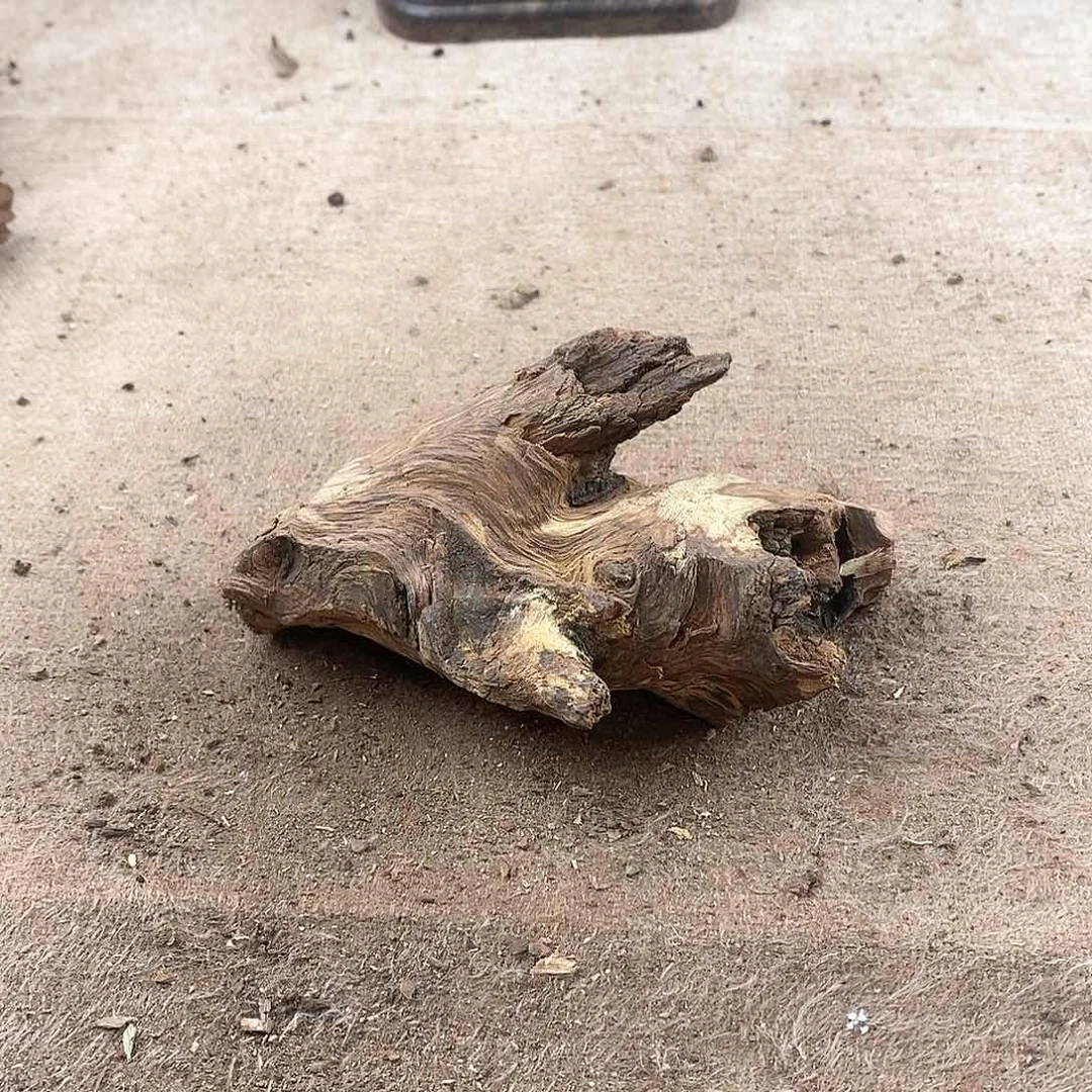 木三****粉黄花梨随形料子