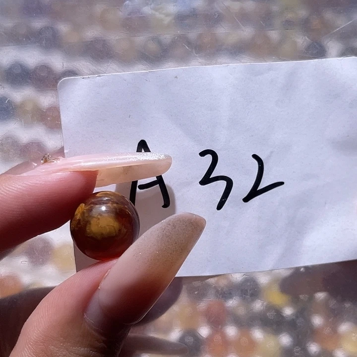 琥珀未镶嵌裸石12福利