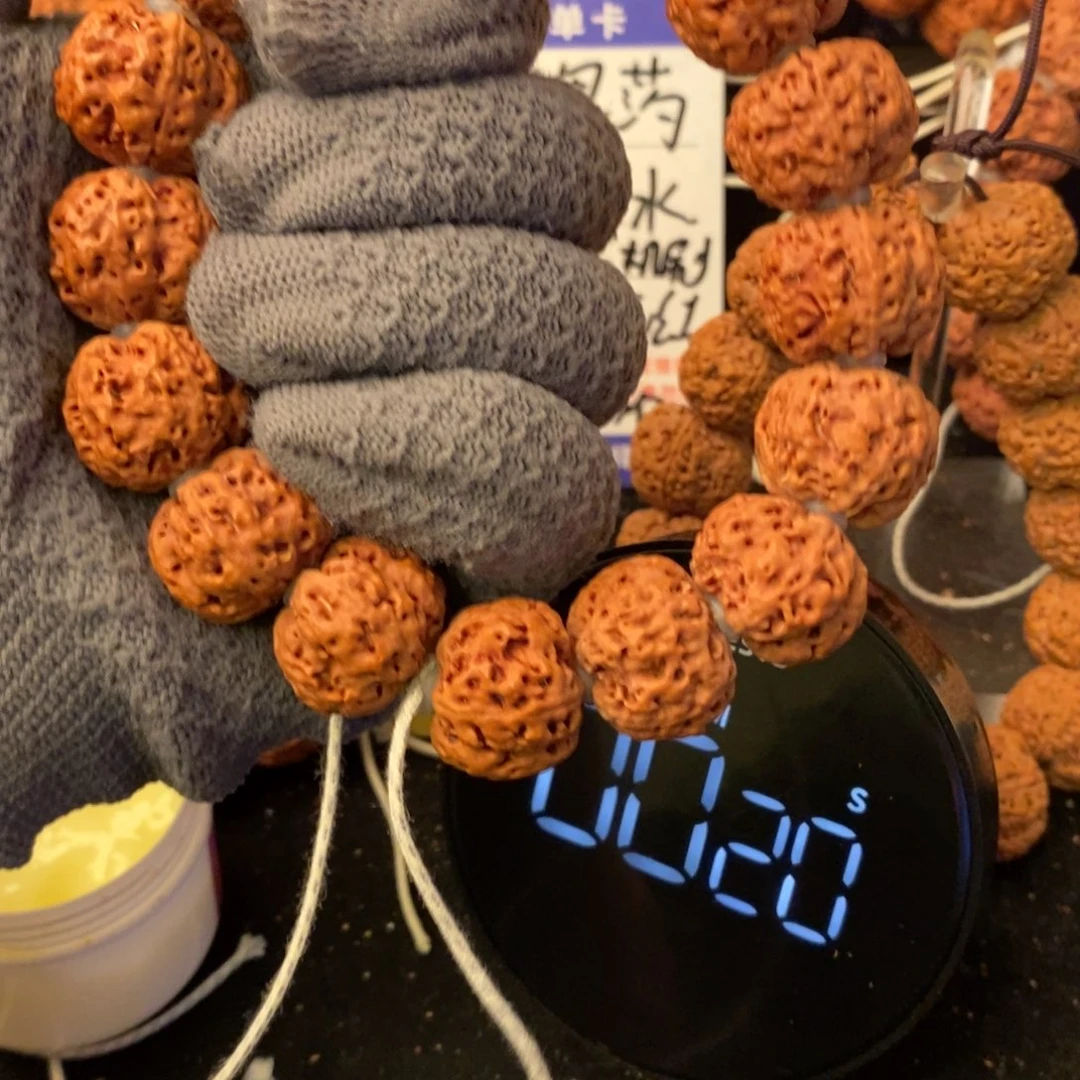 邪***桃手串金刚菩提21+22安娜豆腐块