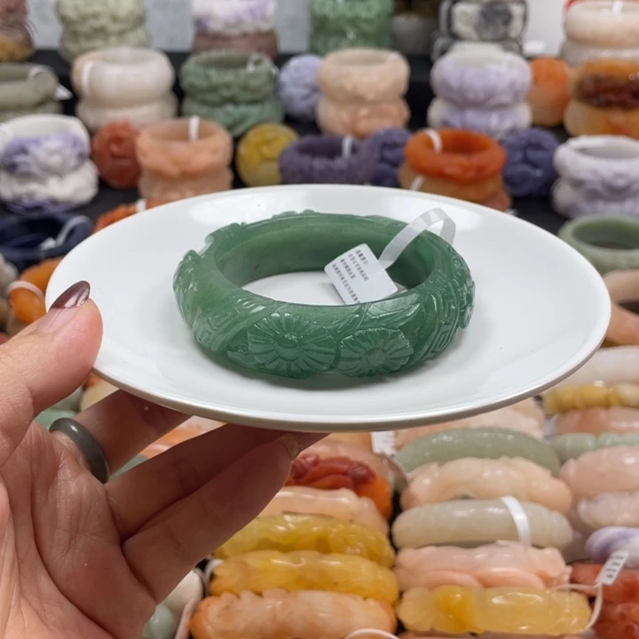 石英质玉未镶嵌手镯