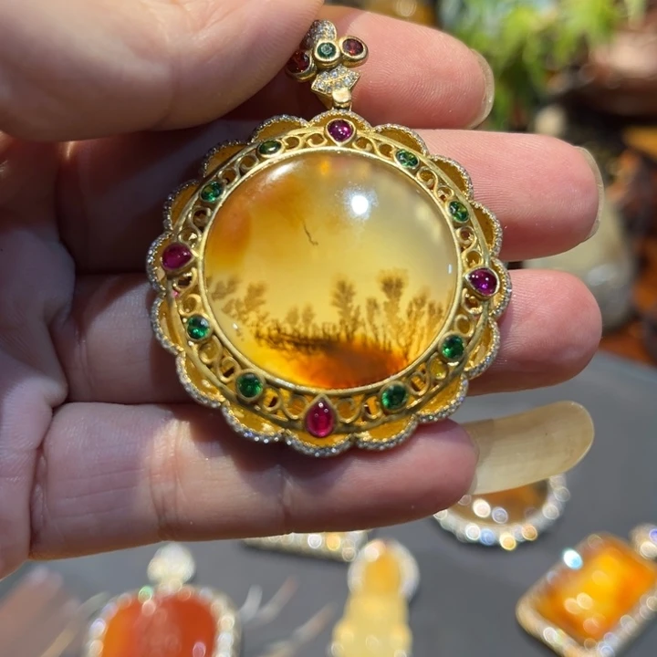 银S925镶嵌石英质玉（黄龙玉）颈饰