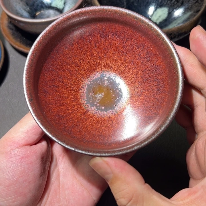 茶盏这个时候还没来