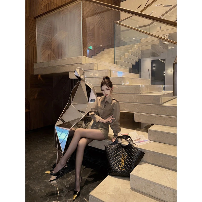 韩系复古显瘦套装女早秋2025新款宽松长袖衬衫搭高腰短裙两件套女