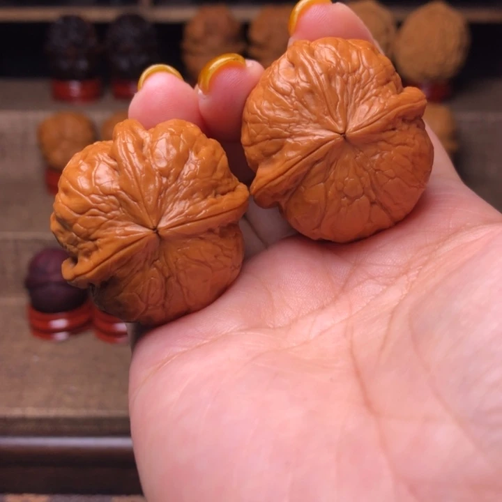 橄榄核把件85金蟒三炸34尺