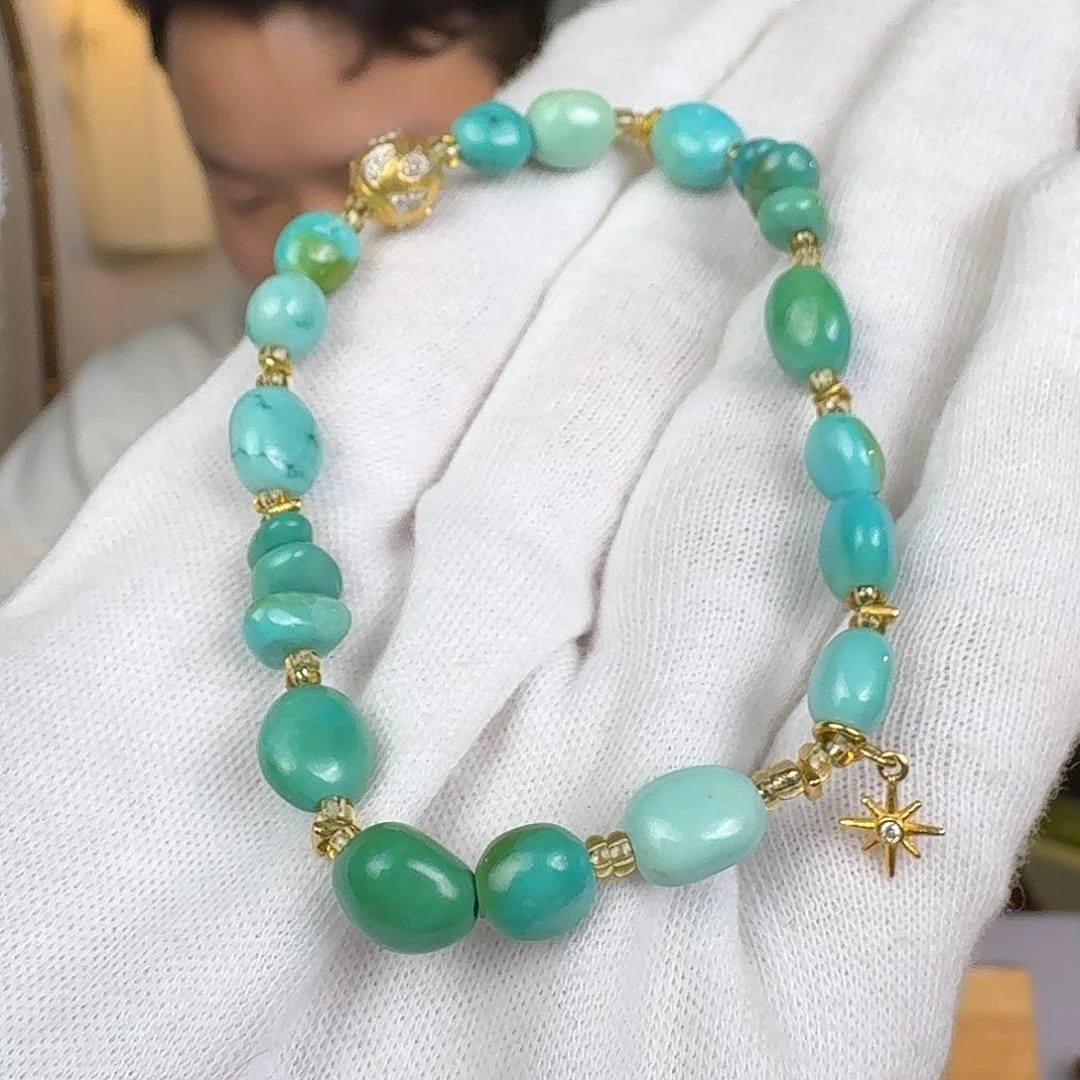 绿松石18K金镶嵌挂件