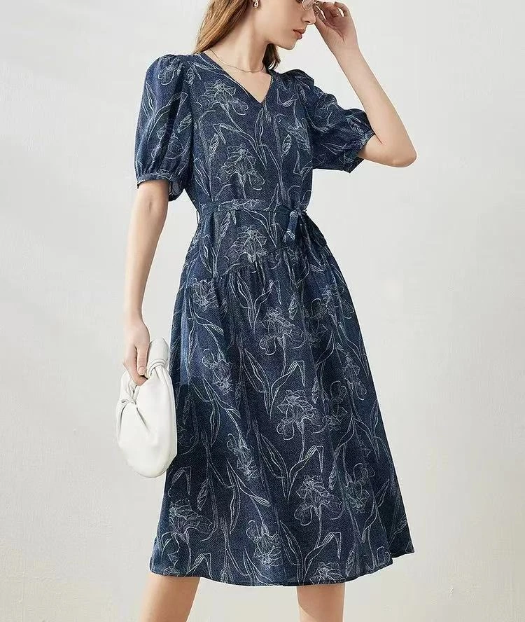 8541 2025夏季新款女款显瘦品牌系列
