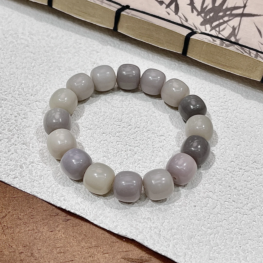 香芋紫老型桶云雾麻薯菩提手串13*12mm     D-A561065