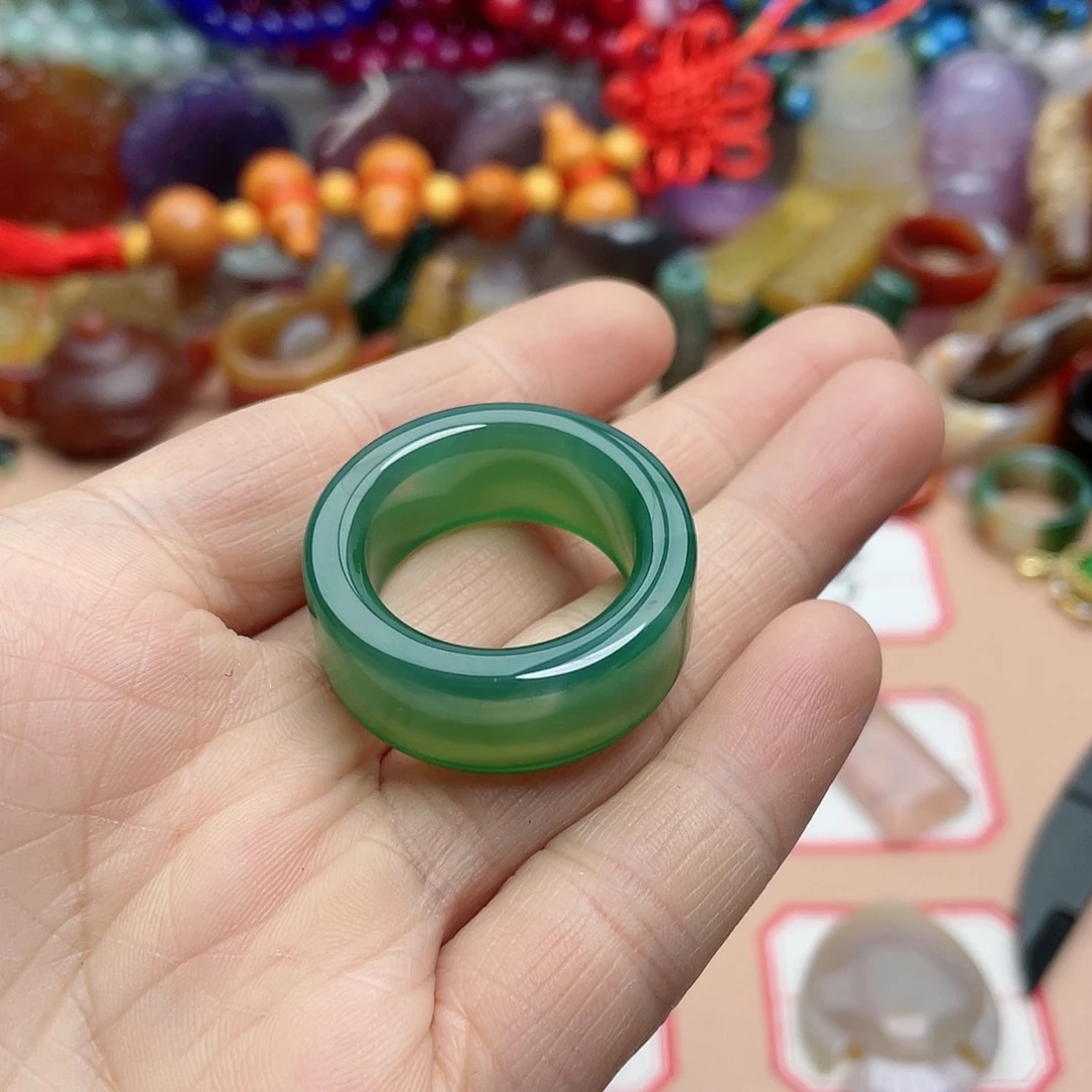 玛瑙/玉髓颈饰合金庄*云