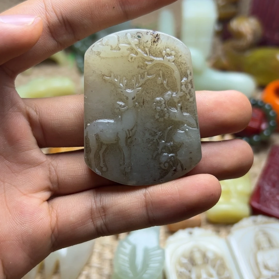 未镶嵌蛇纹石玉颈饰