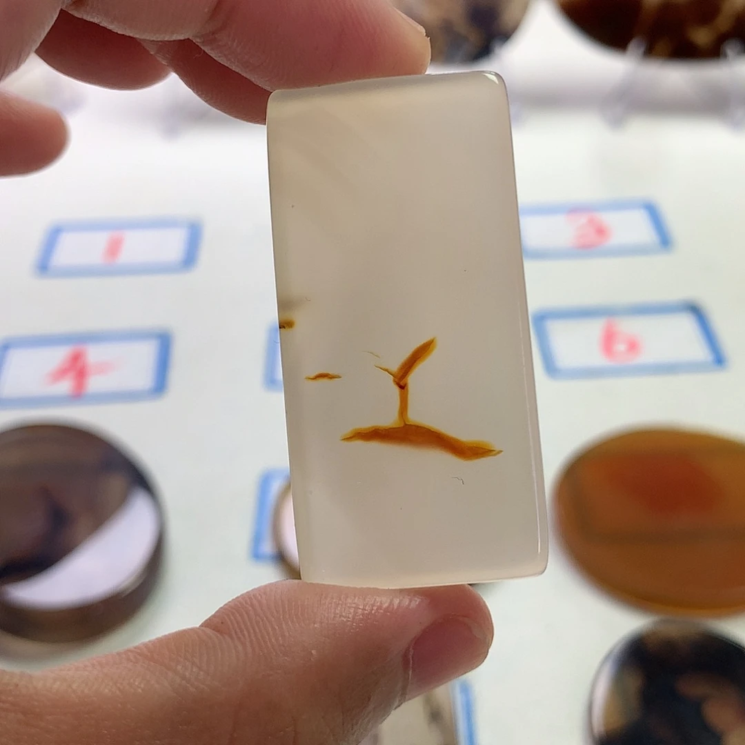 未镶嵌玛瑙/玉髓珠宝半成品