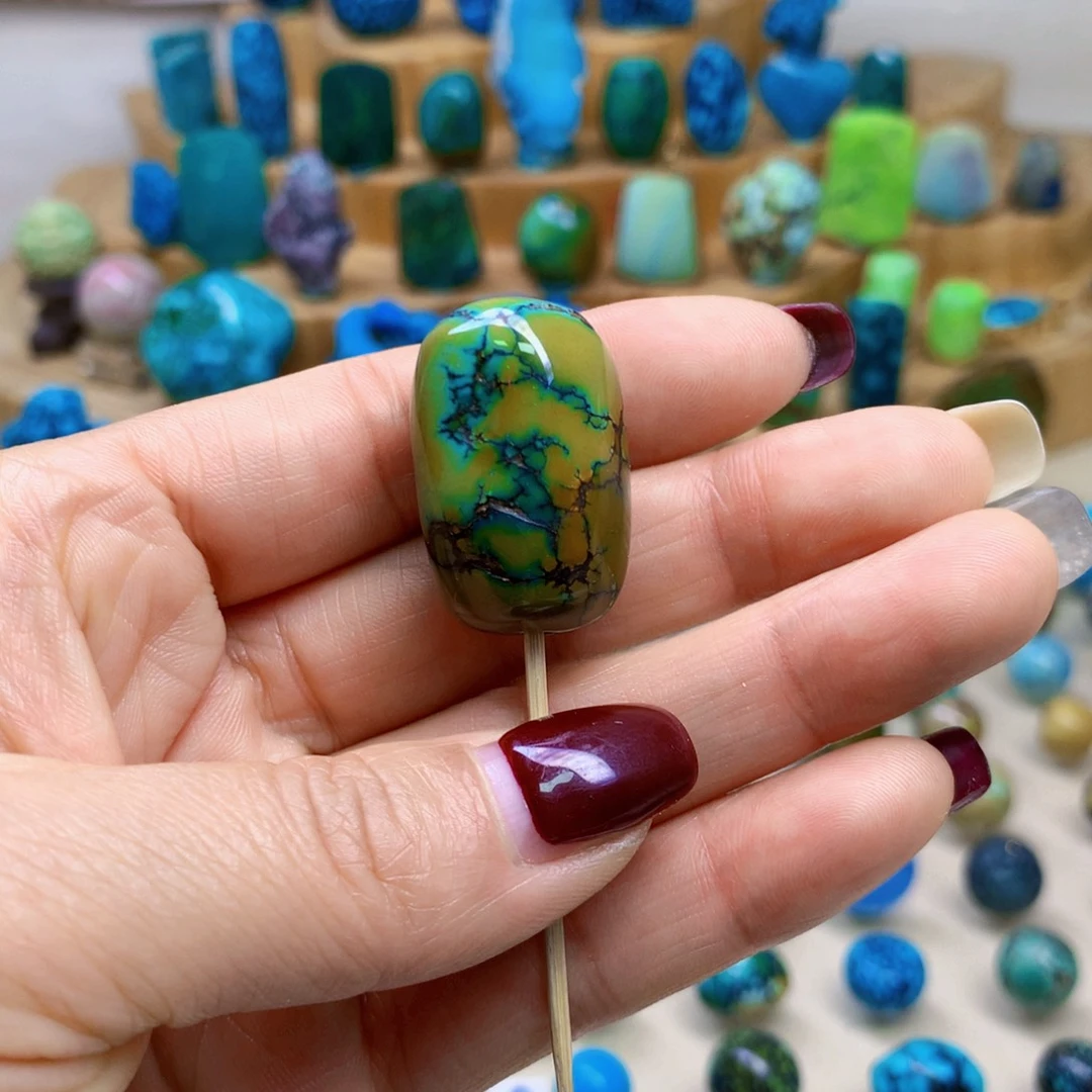 绿松石未镶嵌三彩随行