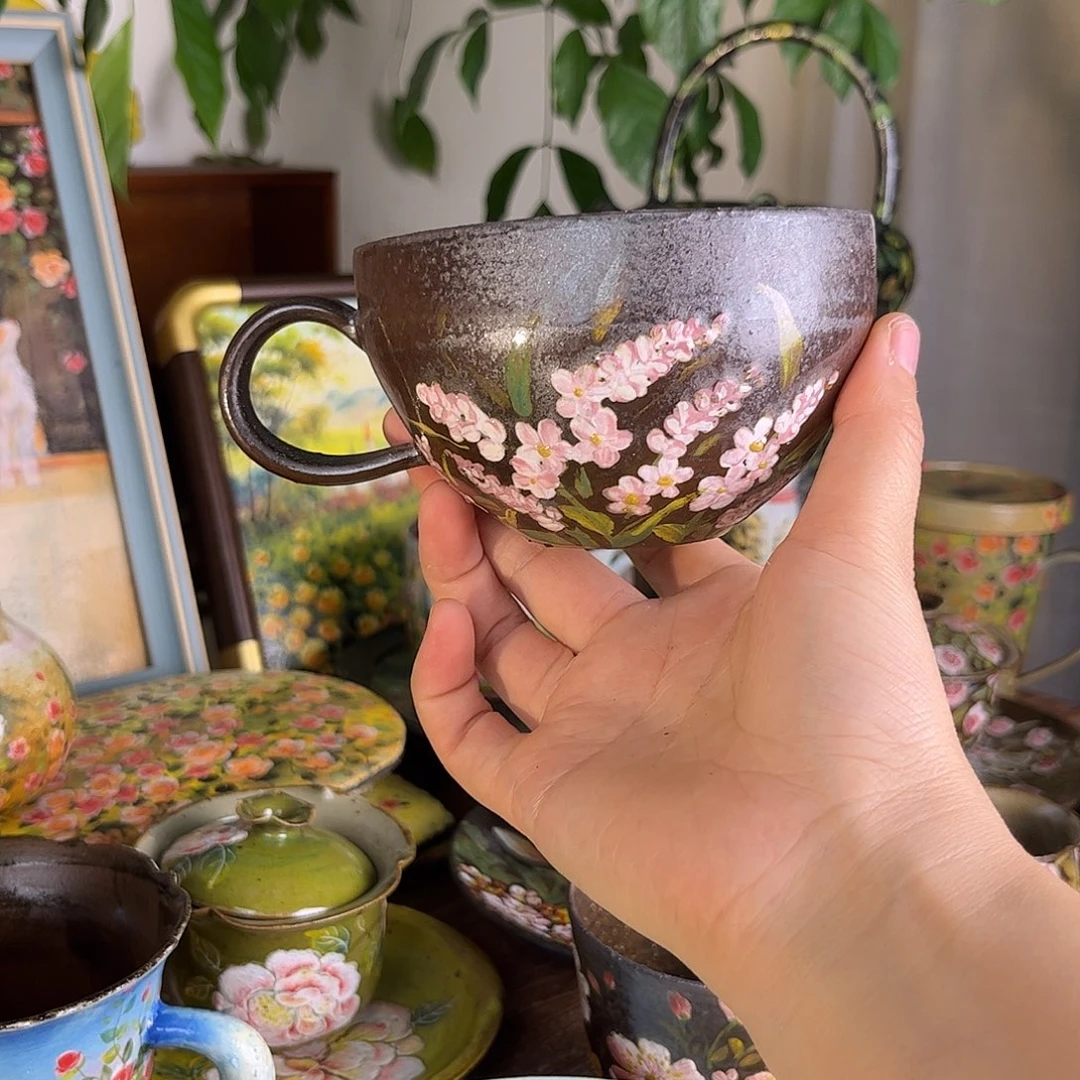 流***年釉下五彩斑斓色彩