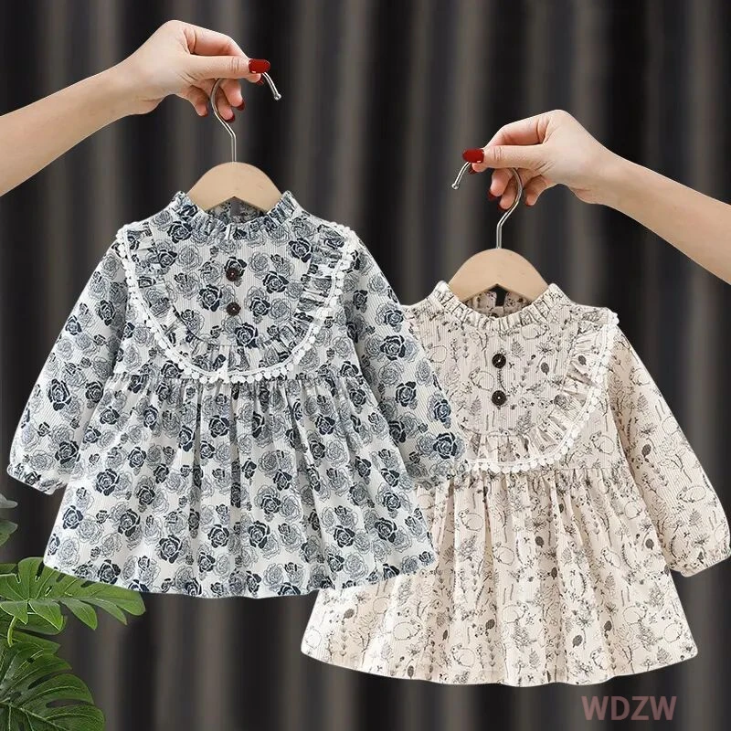 宝宝罩衣女孩外穿公主裙秋冬婴儿围兜幼儿园吃饭儿童防水防脏饭兜