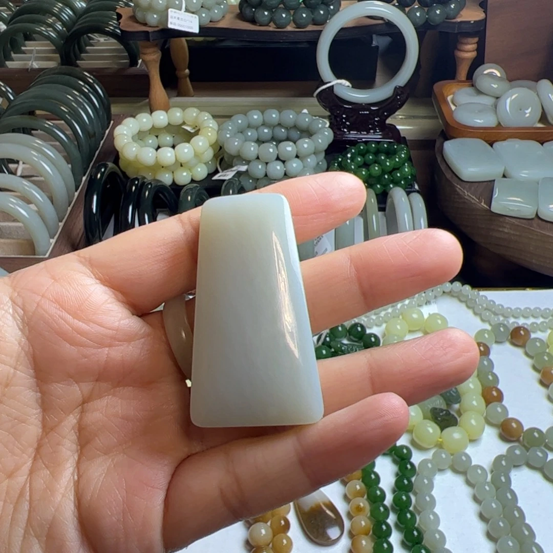 和田玉（糖玉）未镶嵌手链