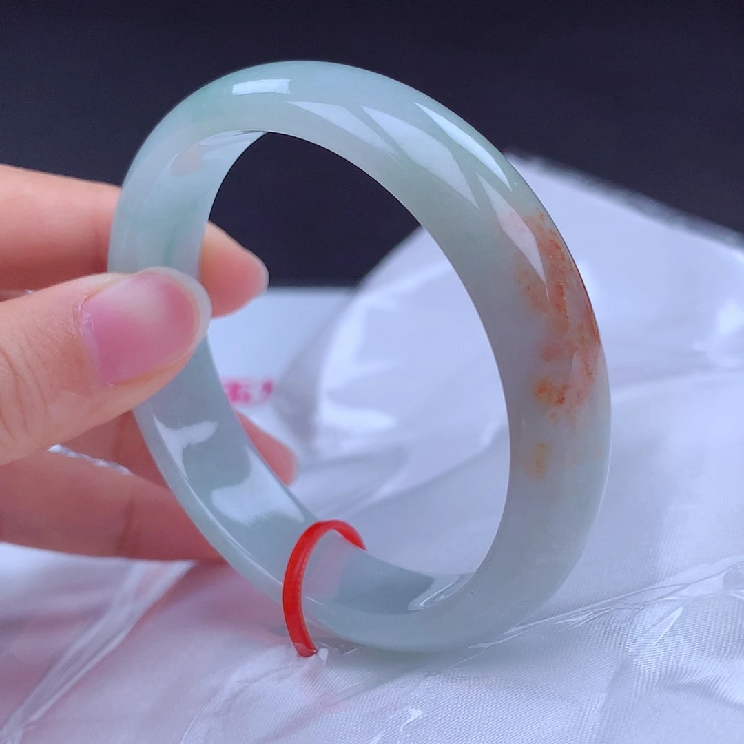 未镶嵌手镯（贵妃镯）翡翠000111