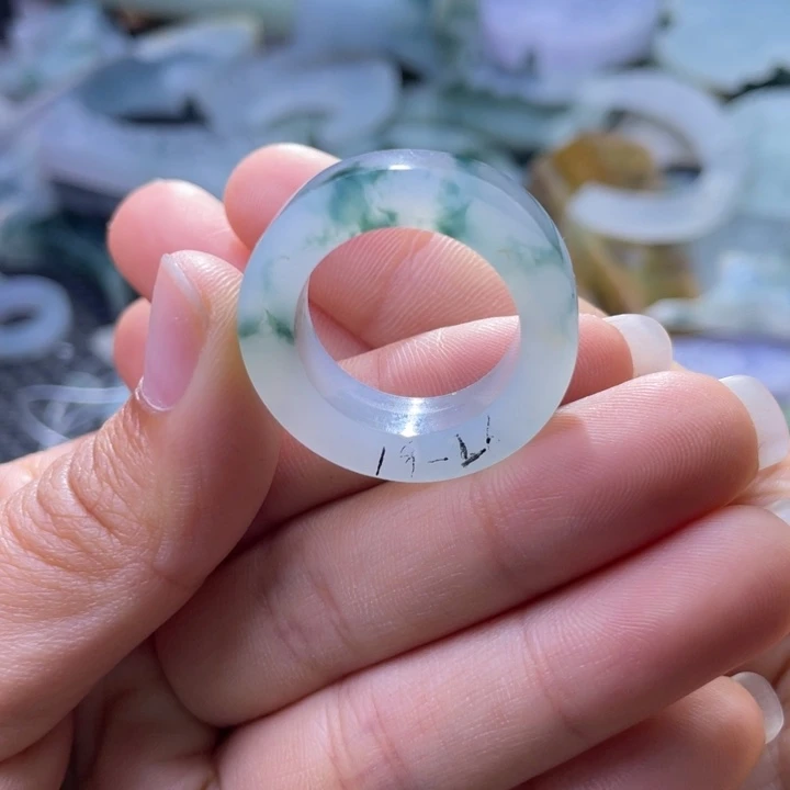 未镶嵌定制翡翠新料漏价