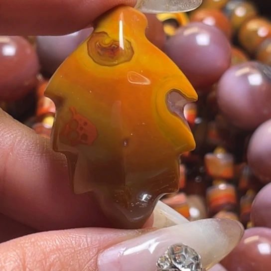 玛瑙/玉髓未镶嵌吊坠