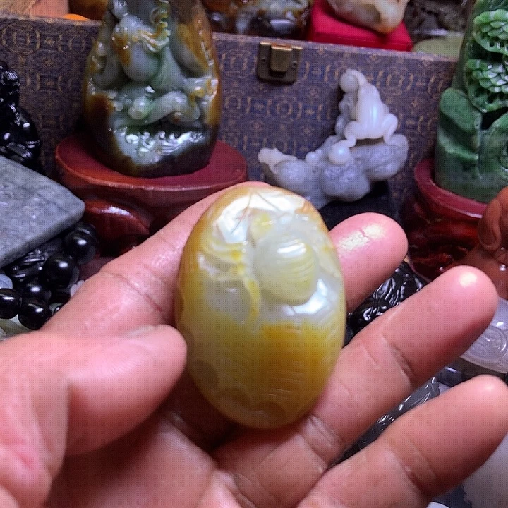 未镶嵌手链和田玉（糖玉）