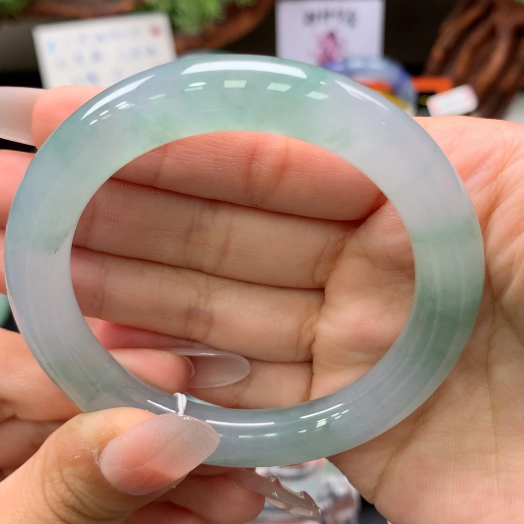翡翠手镯未镶嵌50号
