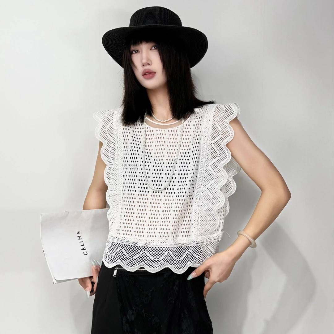 185#蕾丝飞飞袖背心2025夏季新款圆领镂空钩花边时髦小众无袖上衣