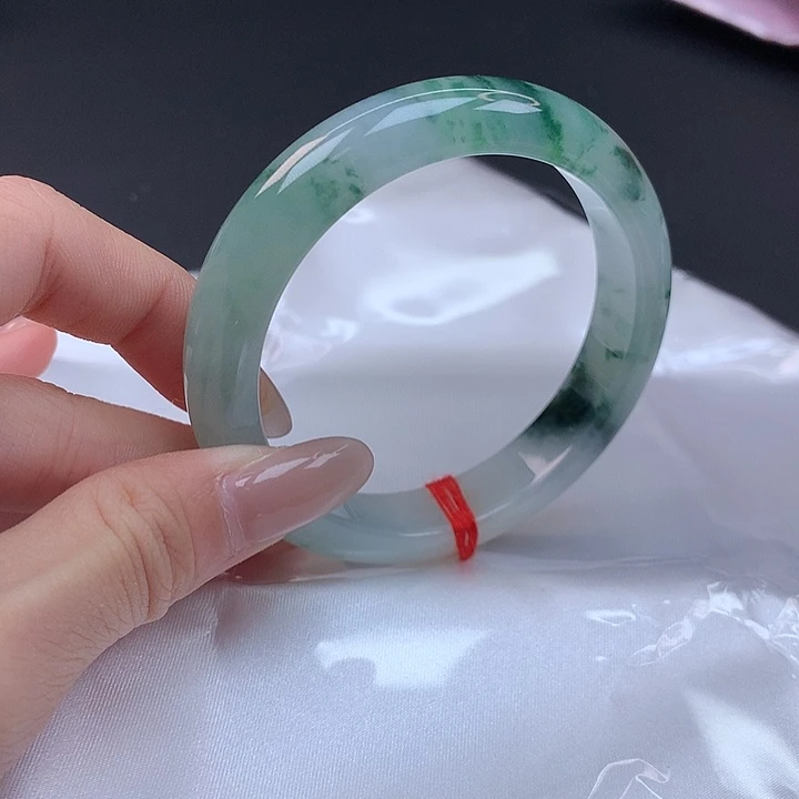 翡翠未镶嵌手镯55