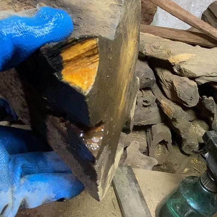 @***军贡木把件我们都市的繁华与