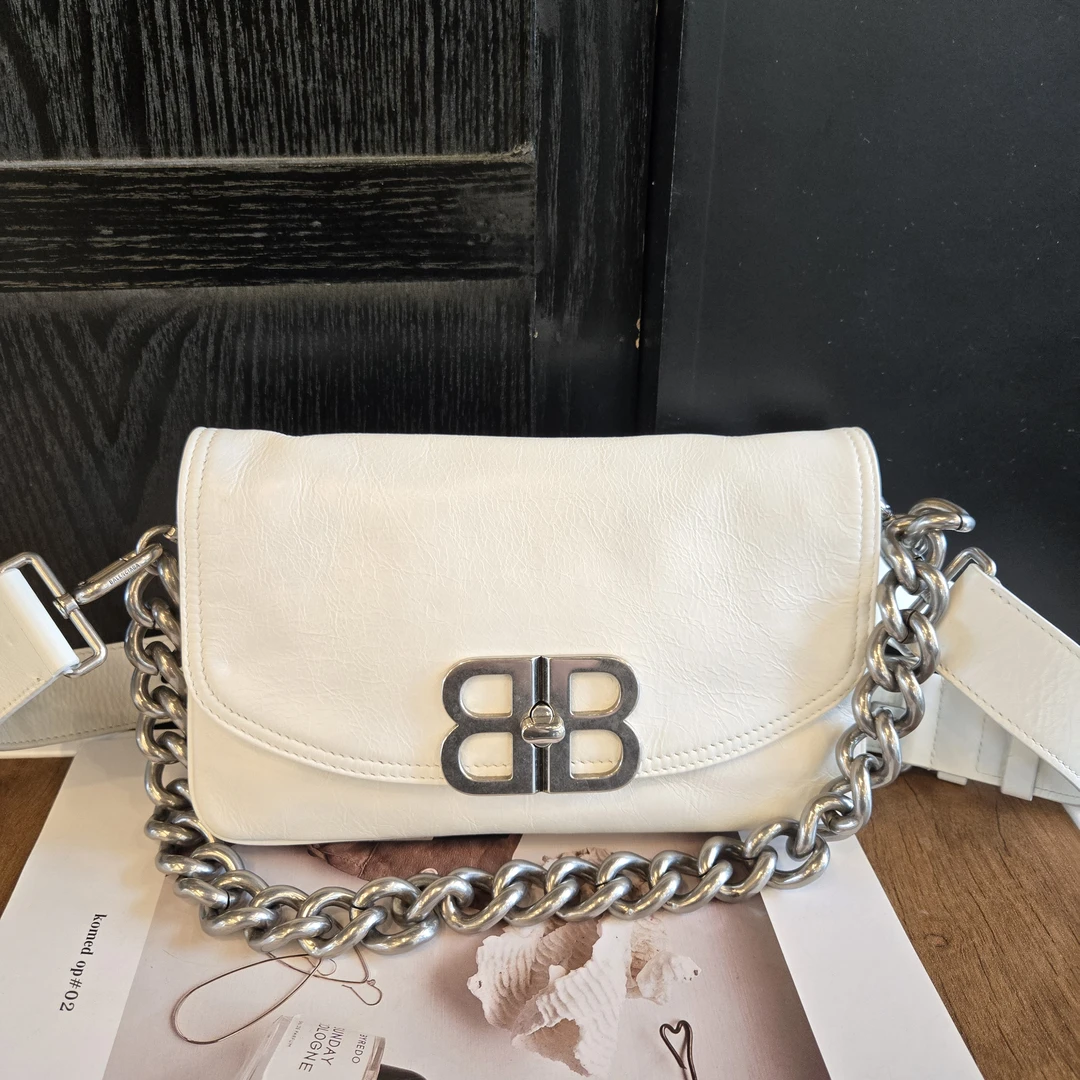 99新 Balenciaga/巴黎世家 白银色牛皮BB Soft小号单肩腋下包