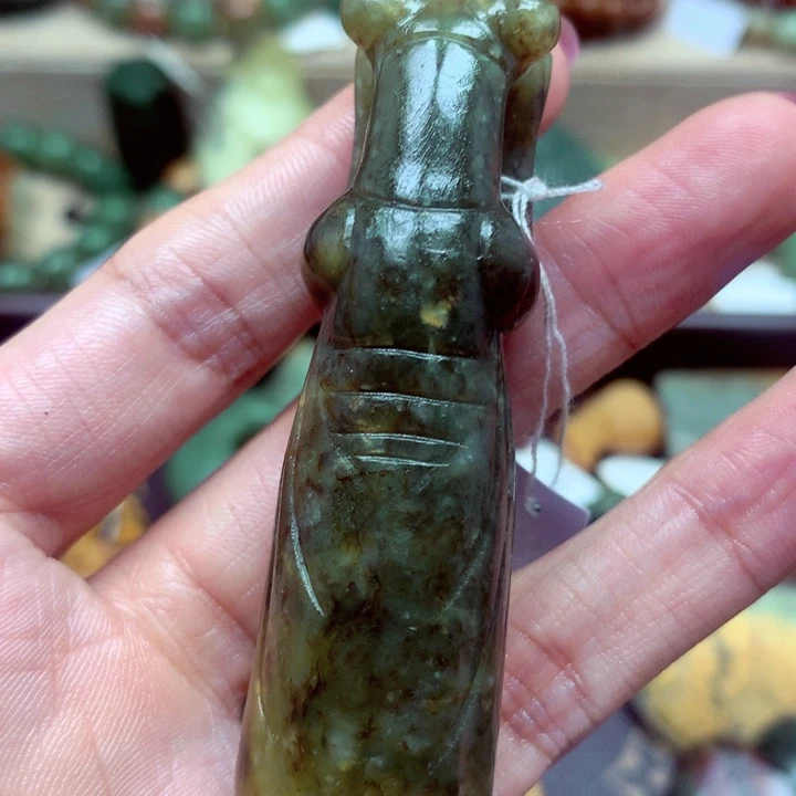 透闪石质玉未镶嵌珠宝奇石
