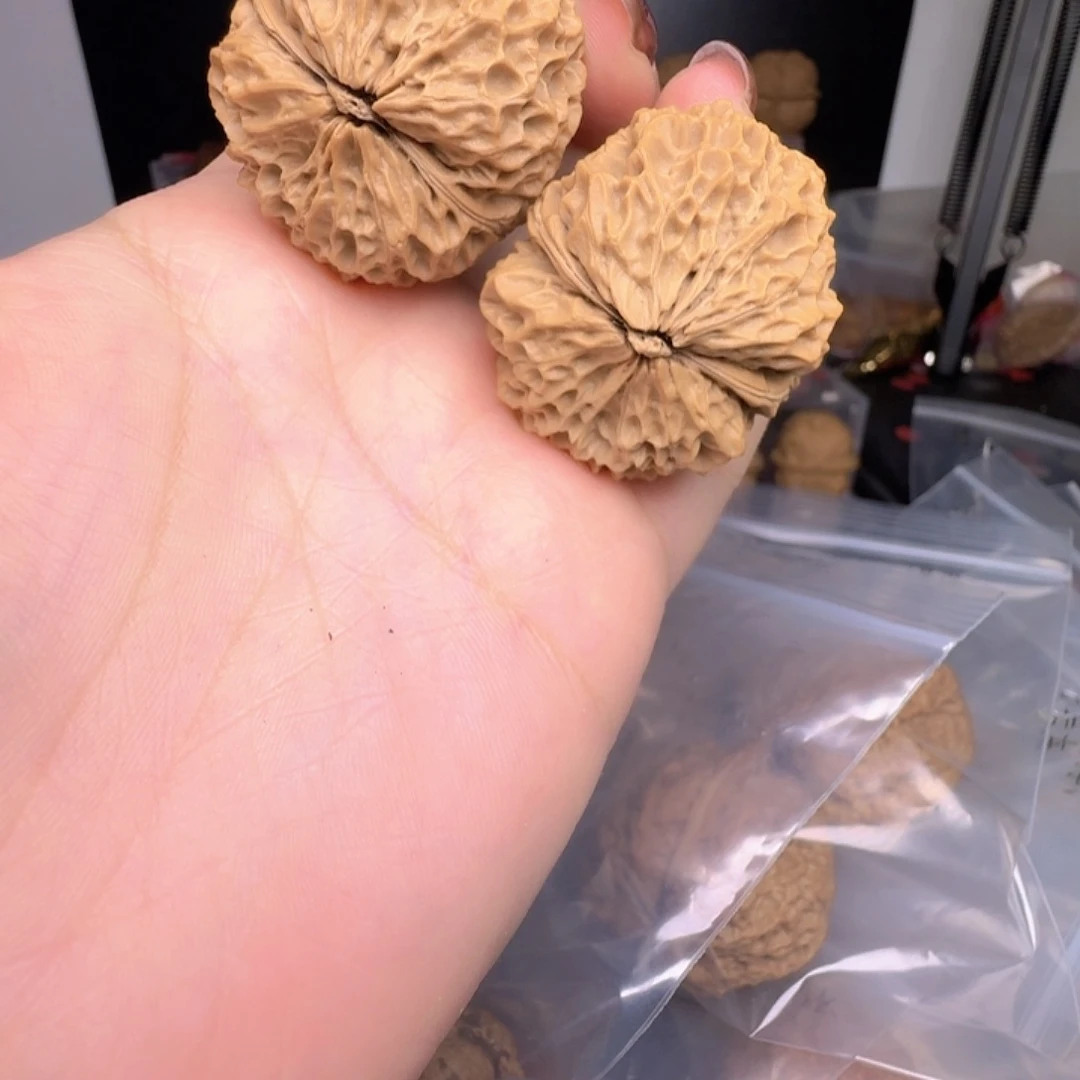 文玩核桃吊坠20号车40尺寸铁锈球