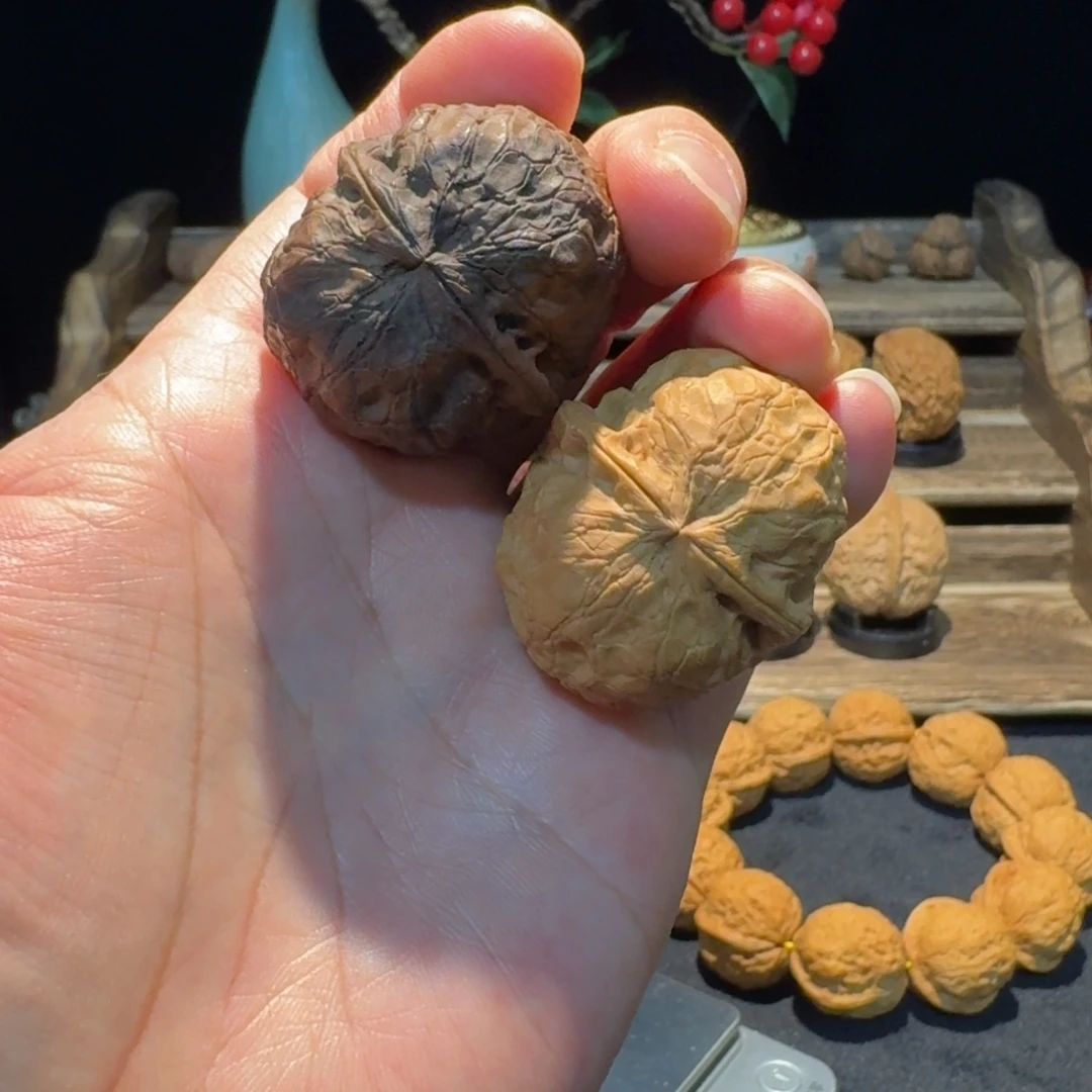 把件文玩核桃云南铁核桃16