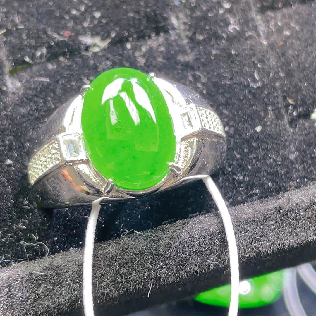 翡翠颈饰未镶嵌157，