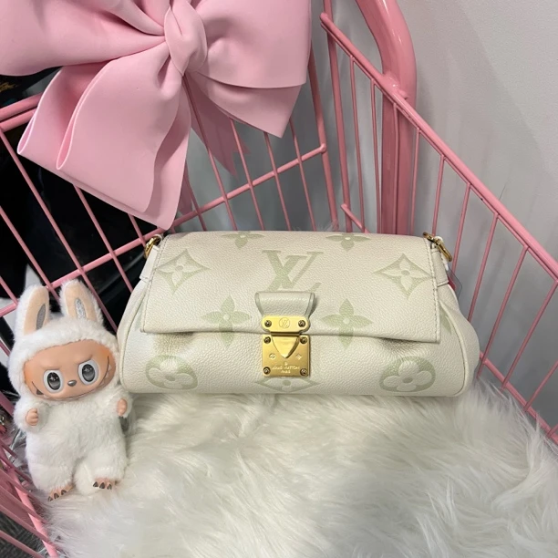 99新 LouisVuitton/路易威登 25年云朵抹茶绿老花斜挎包/jm