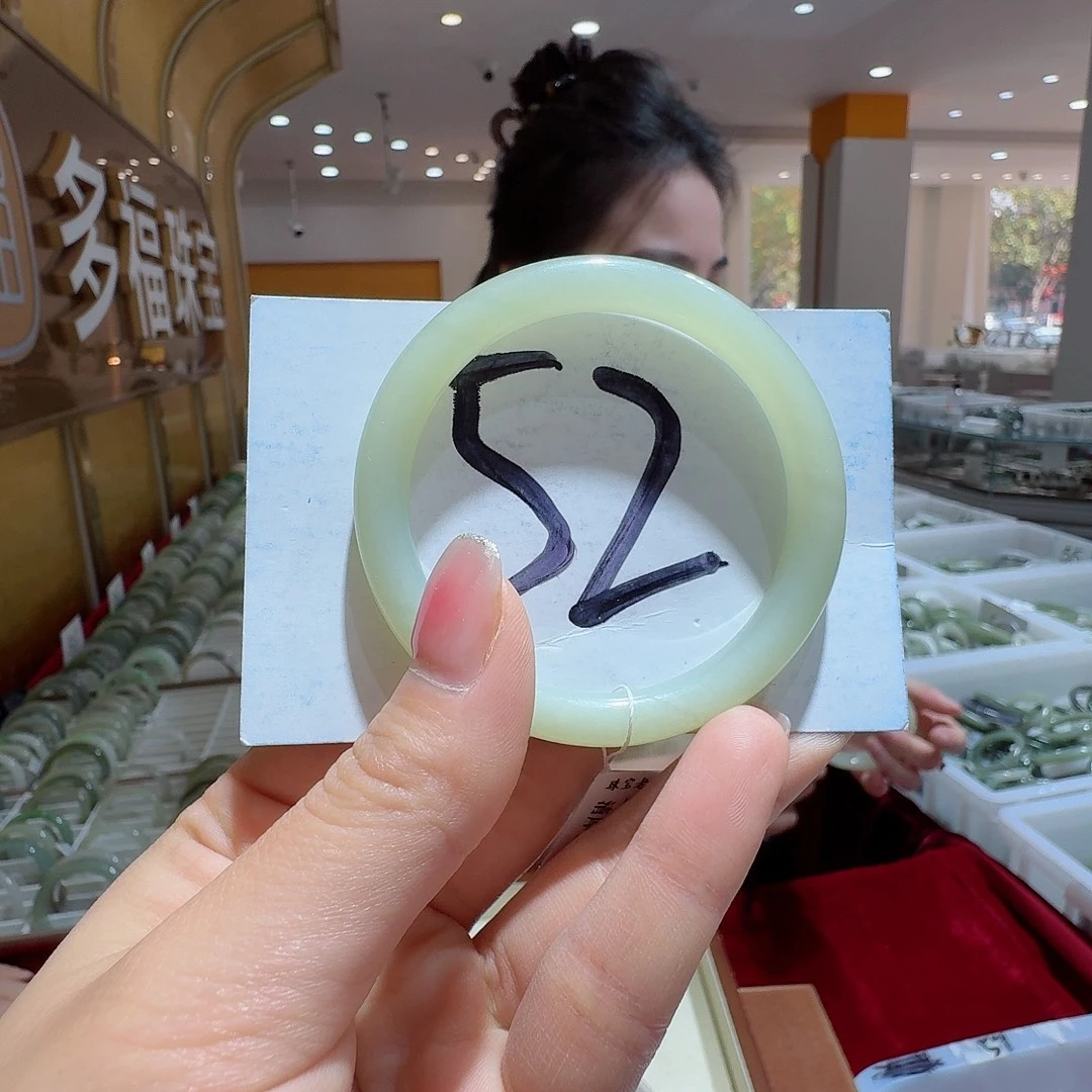 和田玉未镶嵌手镯43