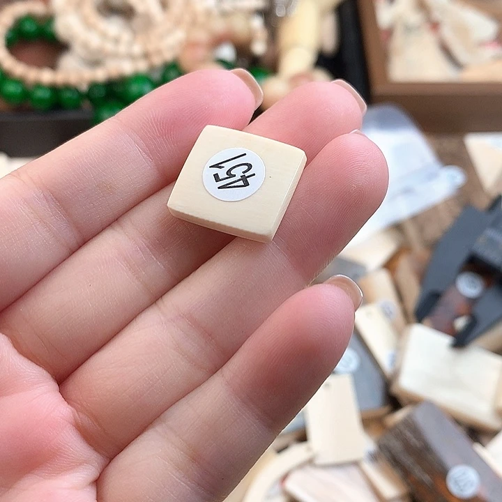 泥塑不打孔联系客服