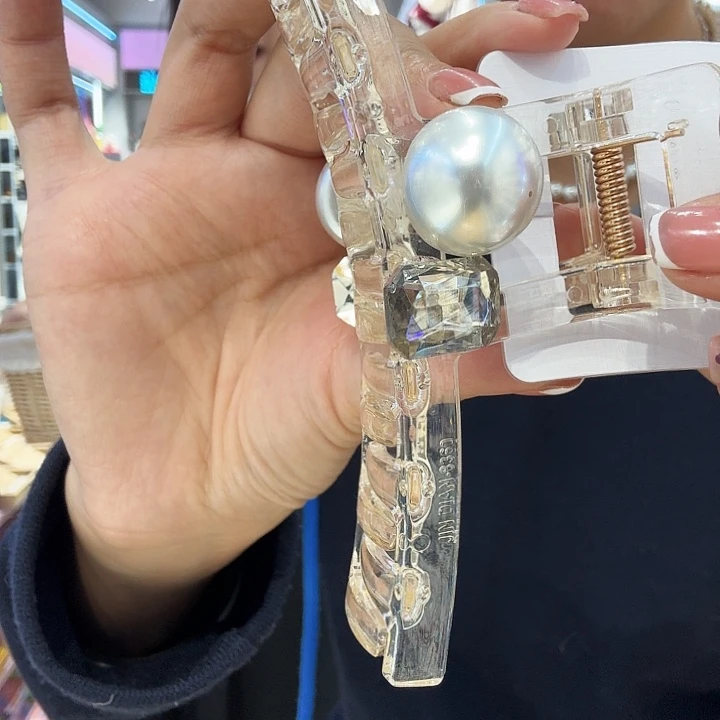 大理石磁石这个点就困着看电视啦