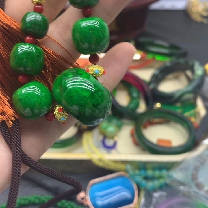 树脂制品吊坠尺寸