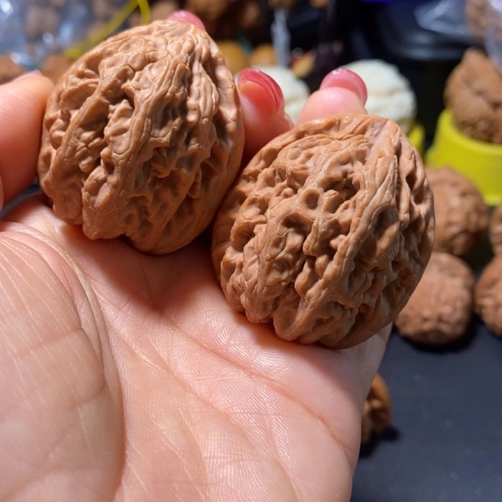 桃核把件红锦鲤38➕尺有修