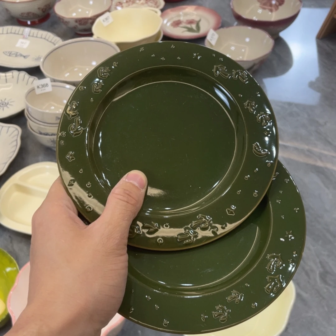 陶瓷微瑕餐具介意勿拍，满18飞！