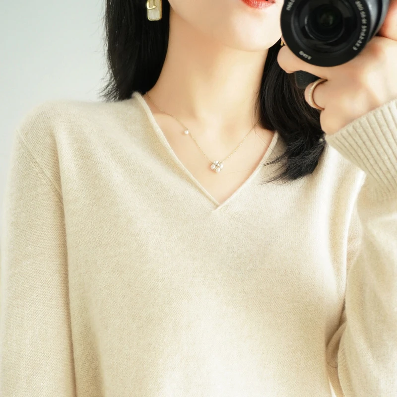 2103反针V领针织衫