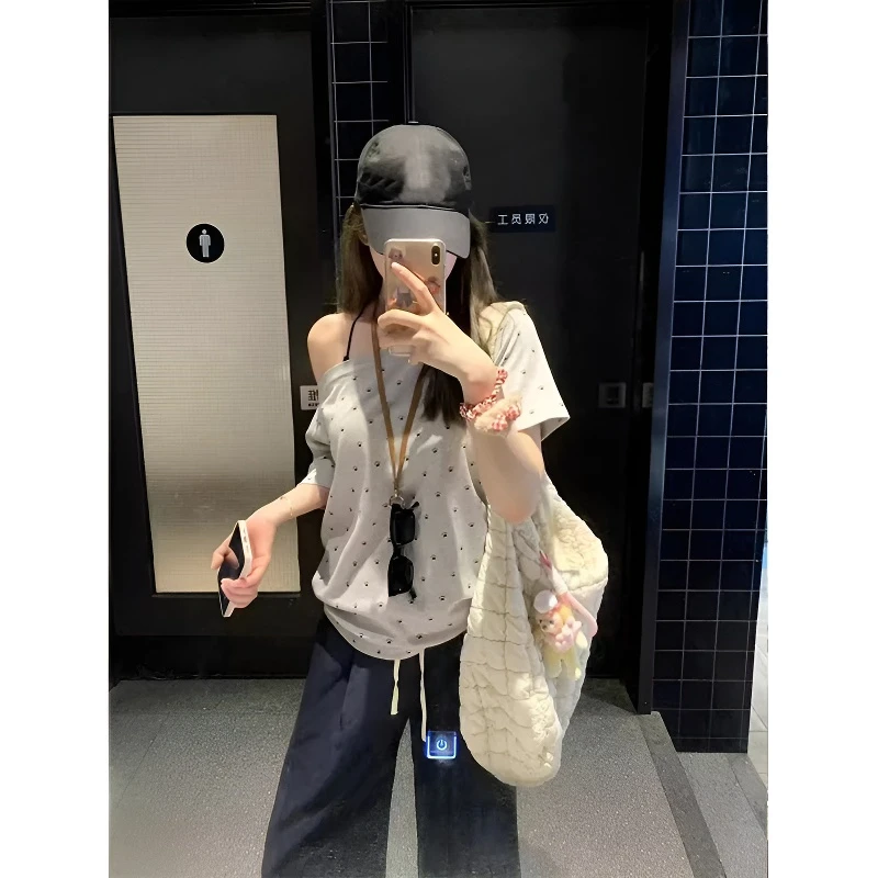 梦优莱美式高级感狗爪印花斜领露肩短袖T恤女夏季新款宽松款上衣