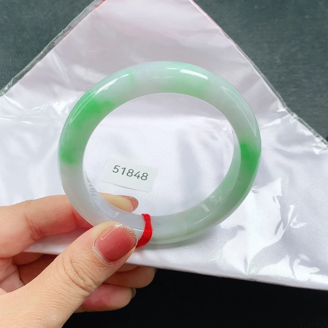 翡翠未镶嵌手镯03