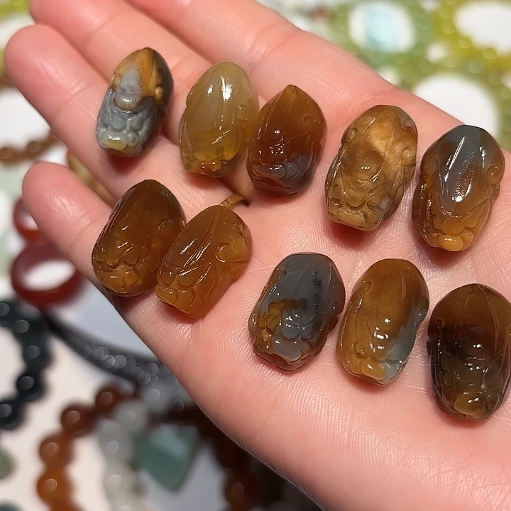 ****～蛇纹石玉未镶嵌手串